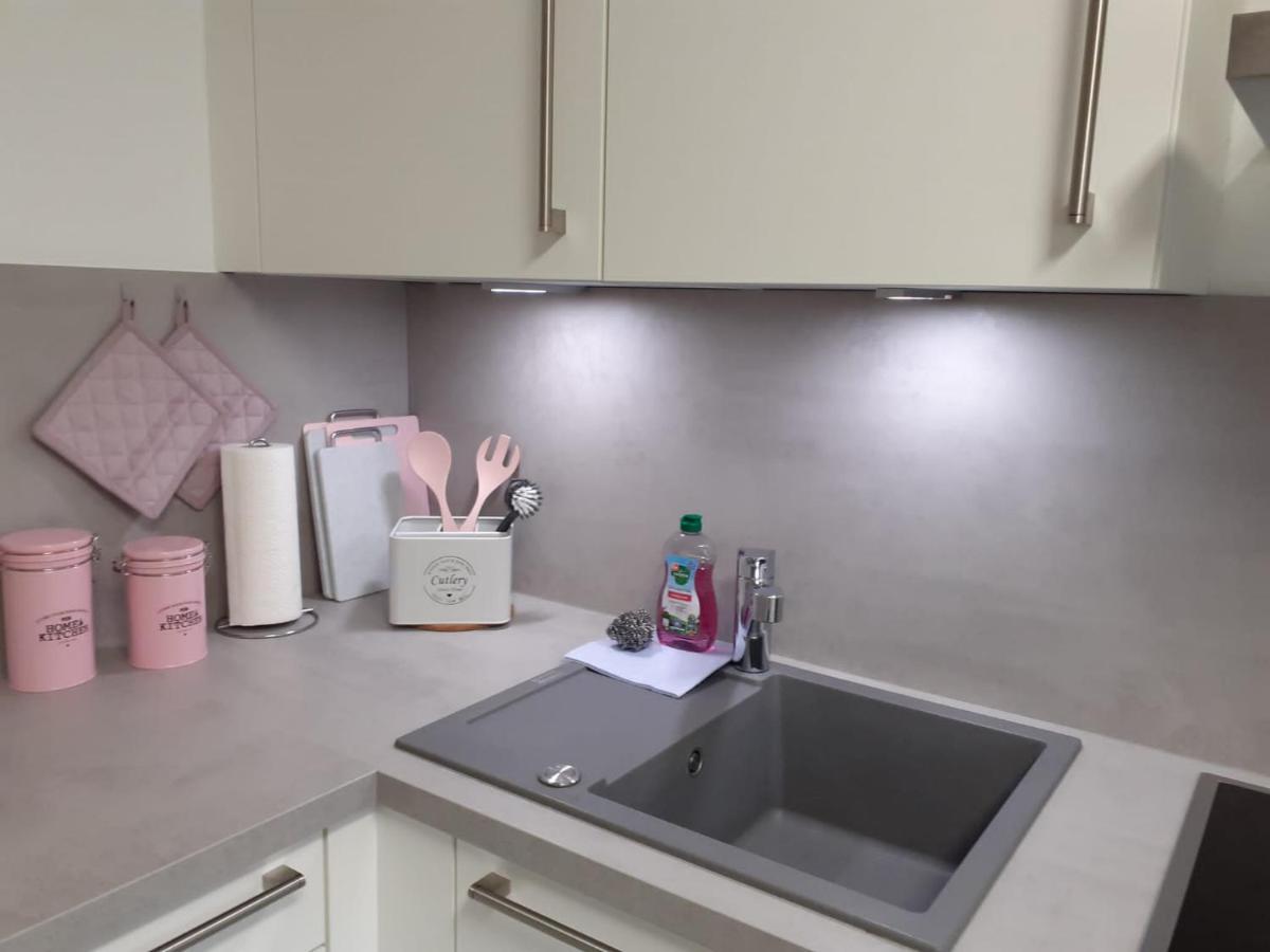 Haus Muehlenbach Apartment เมเคอร์นิค ภายนอก รูปภาพ