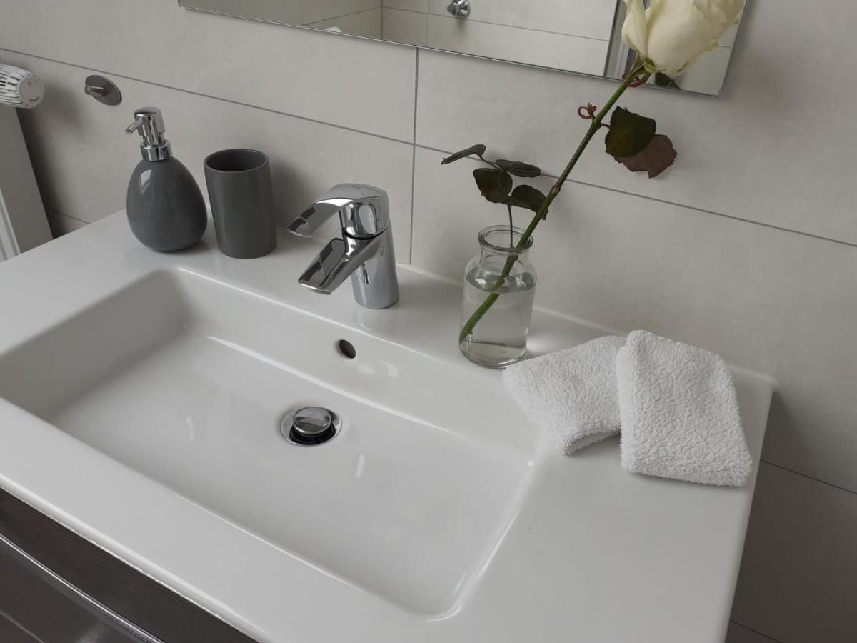 Haus Muehlenbach Apartment เมเคอร์นิค ภายนอก รูปภาพ
